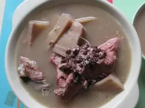 粉葛鯪魚湯