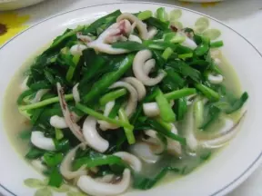 魷魚炒韭菜