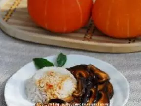 油燜香菇蓋飯
