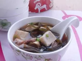 海帶豆腐湯