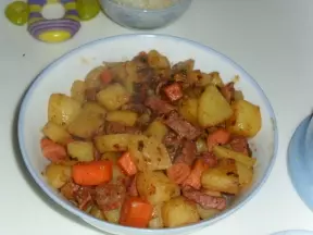 土豆燒牛肉丁