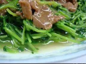 沙茶牛肉豆苗