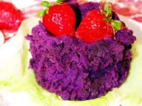 椰香草莓紫薯泥
