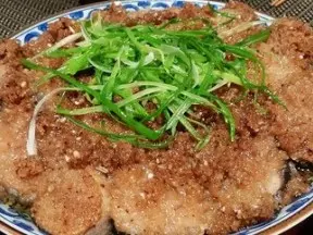 米粉蒸鲶魚