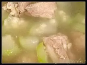 葫蘆瓜排骨湯