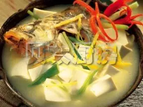 魚頭豆腐鍋