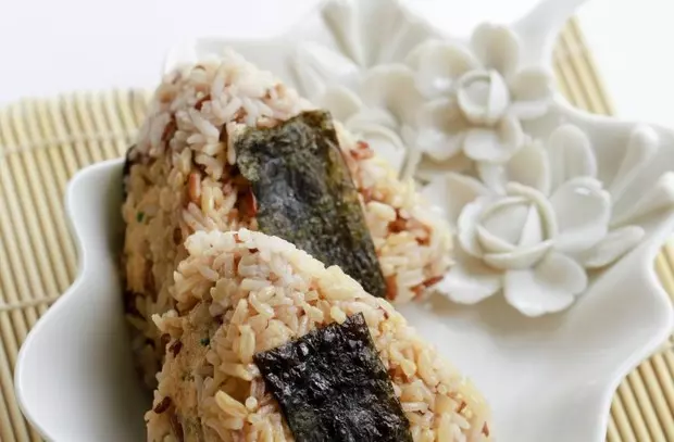 吞拿魚飯糰 Tuna Onigiri