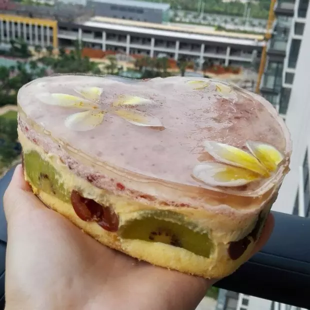 芒果蔓越莓慕斯鏡面蛋糕（6寸）