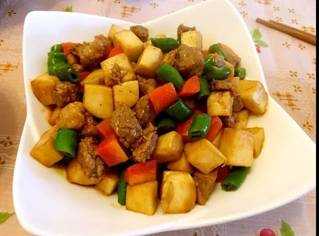 杏鮑菇黑胡椒牛肉粒~老丁的私房菜
