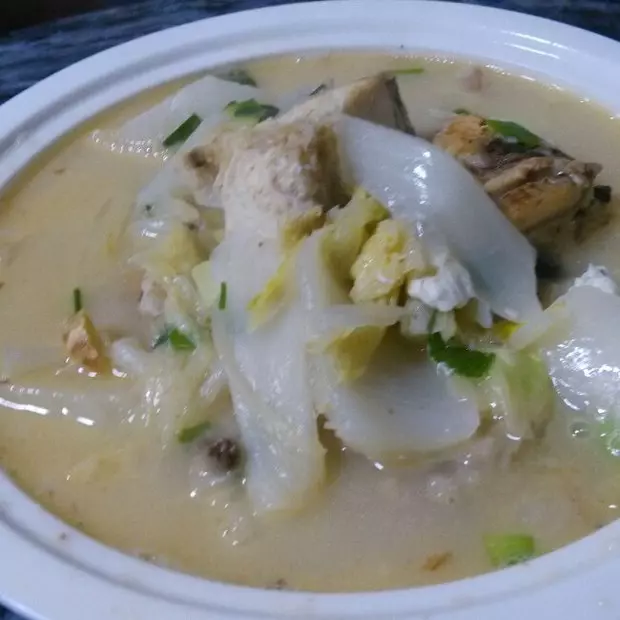 魚頭白菜湯
