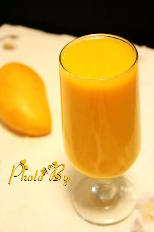 鮮榨芒果汁