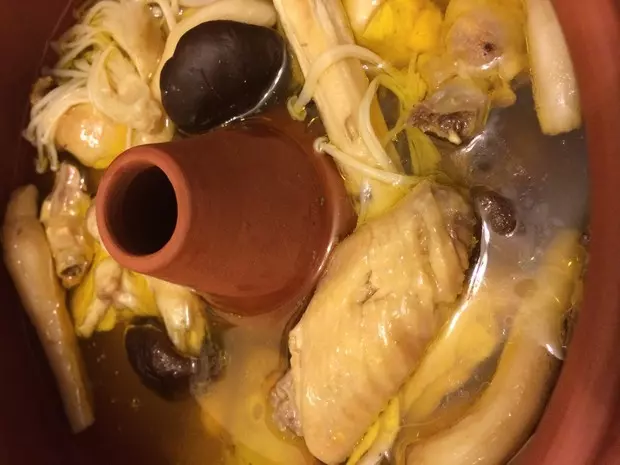 老丁的私房菜－雲南汽鍋雞