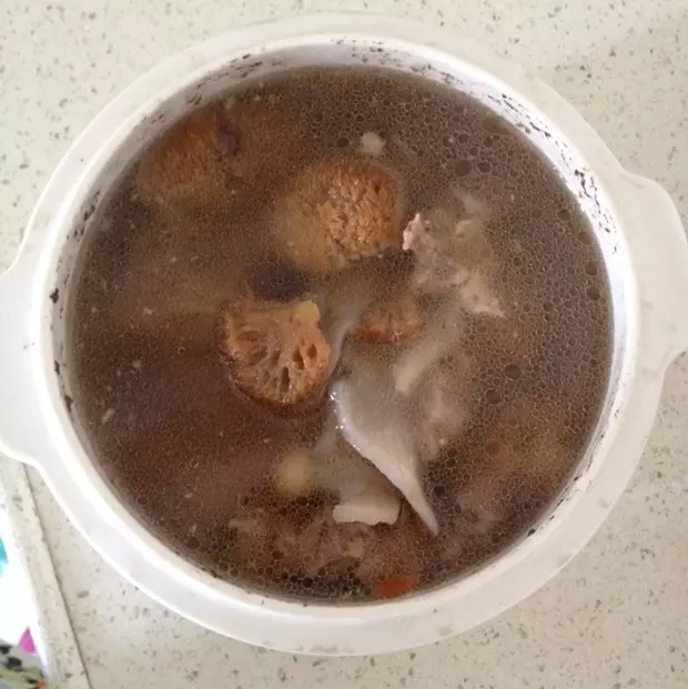 猴頭菇豬骨湯