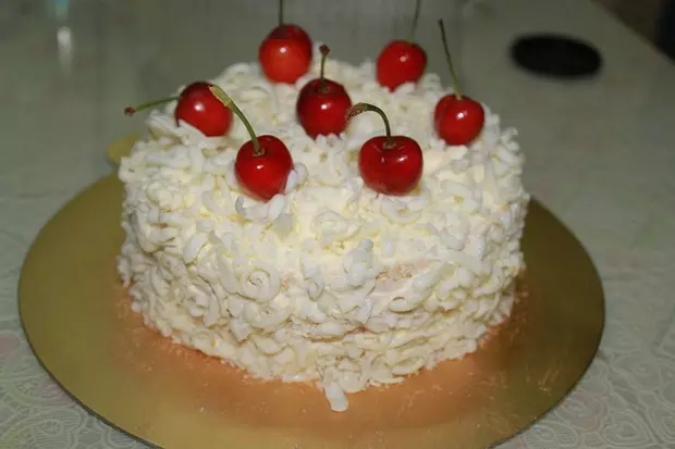 白森林蛋糕