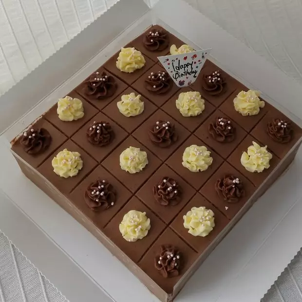 巧克力慕斯蛋糕（10寸）