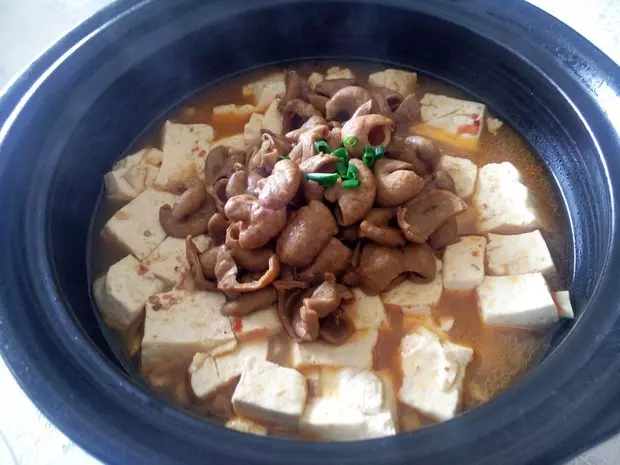 肥腸豆腐煲