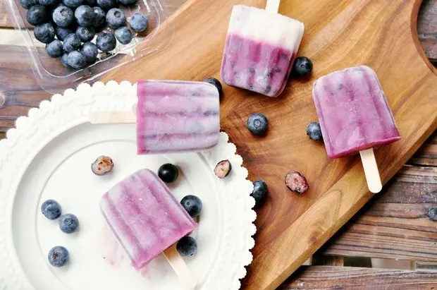 藍莓養樂多棒冰