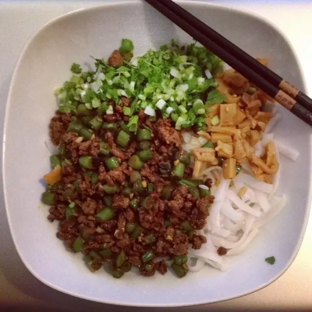 家常桂林米粉Homemade Guilin Rice Noodle