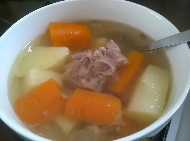 胡蘿蔔薯仔扁豆湯