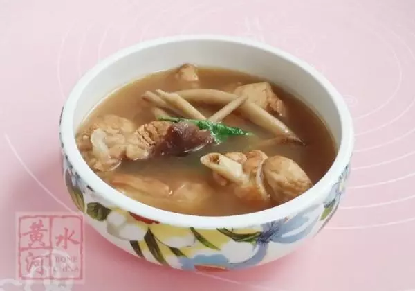 茶樹菇燉柴雞的做法