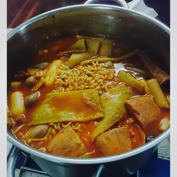 特別韓國味道的部隊鍋