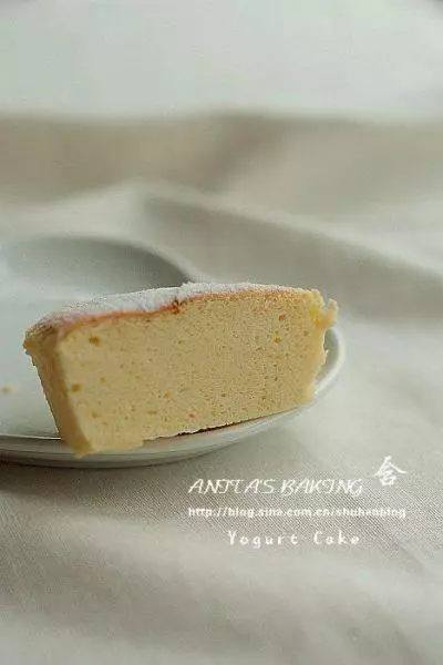 酸奶蛋糕（Yogurt Cake）——水浴法的正確做法【轉自浛浛的心情廚房】