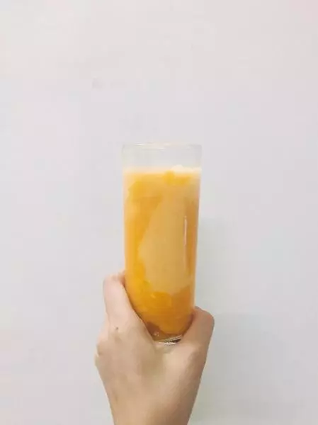 意外好喝的芒果荔枝smoothie