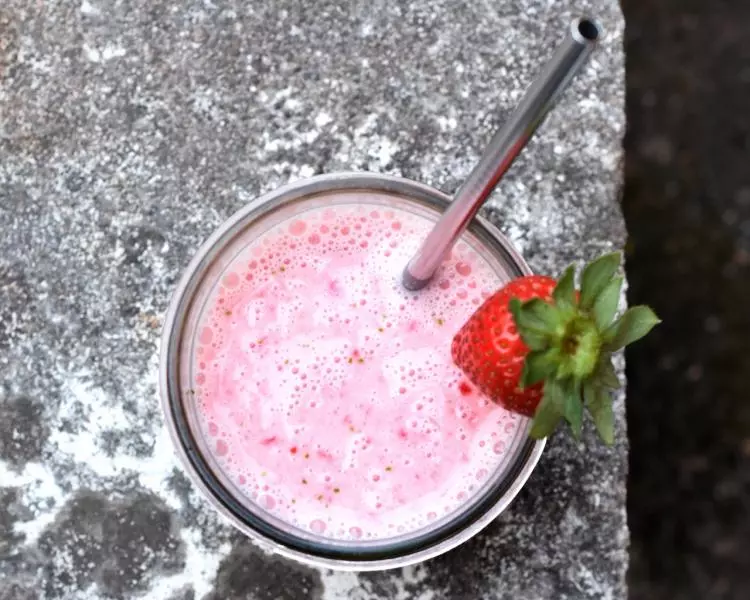 草莓酸奶飲