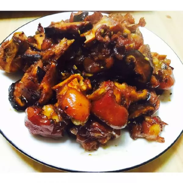 紅燒香菇醬香豬蹄