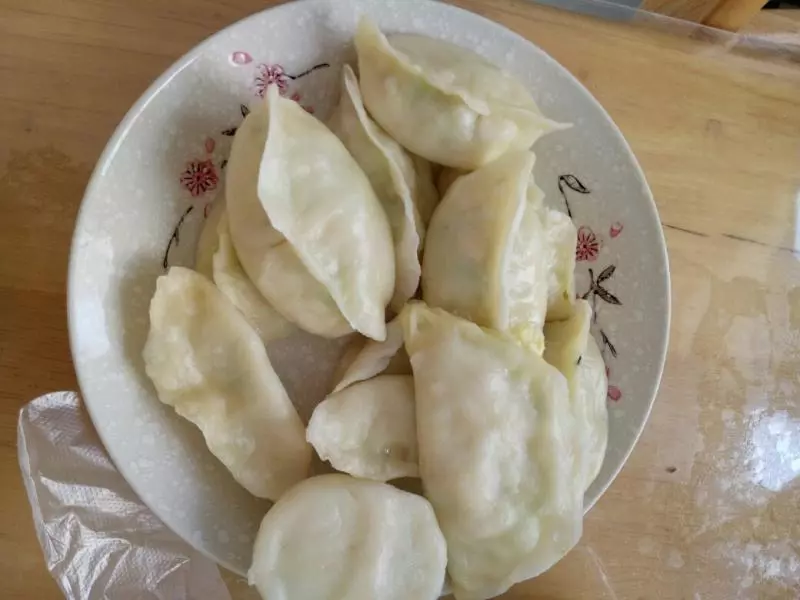 寶寶輔食-茭瓜三文魚餃子