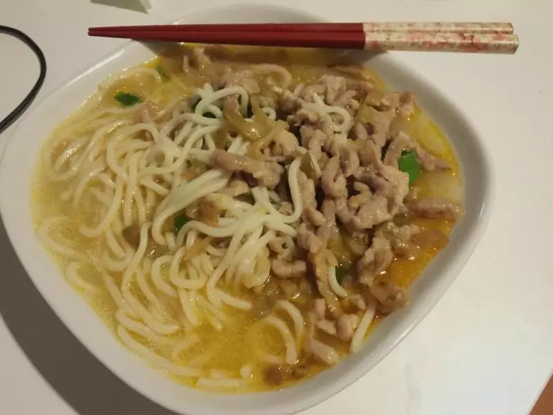 榨菜肉絲麵