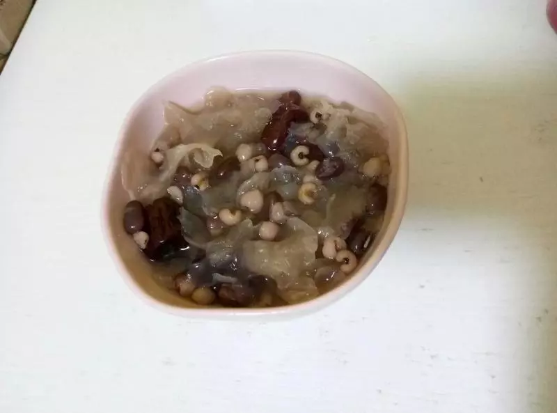 紅豆紅棗薏米銀耳粥