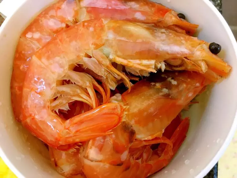 阿根廷紅蝦的清洗