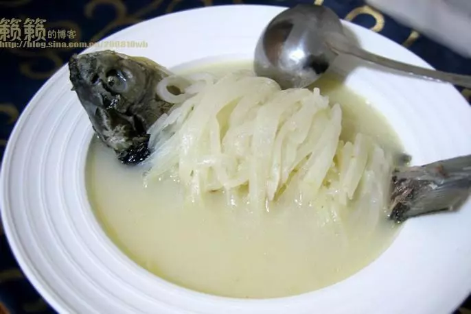 蘿蔔絲鯽魚湯