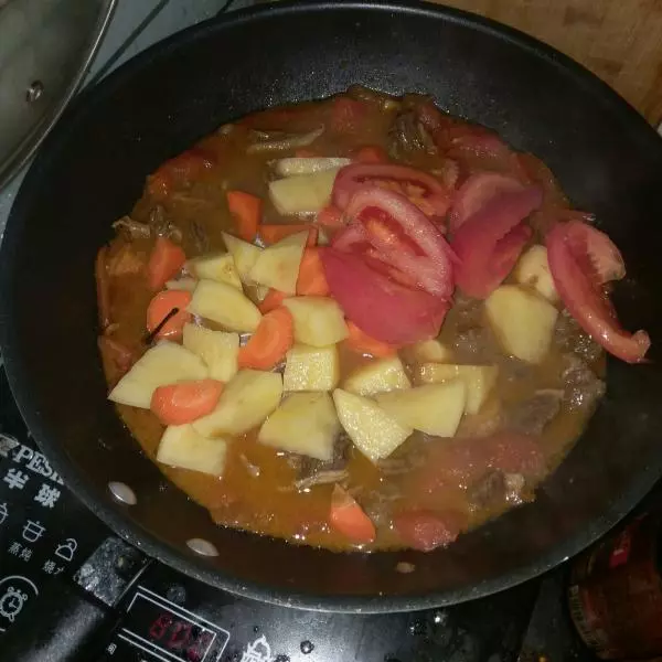 番茄牛腩煲