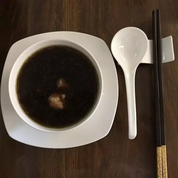 新鮮土茯苓湯