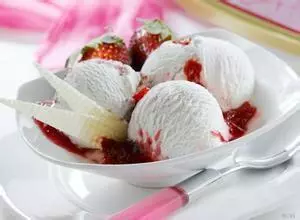 酸奶果醬冰激凌