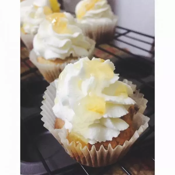 蜂蜜柚子cupcake（消耗淡奶油）