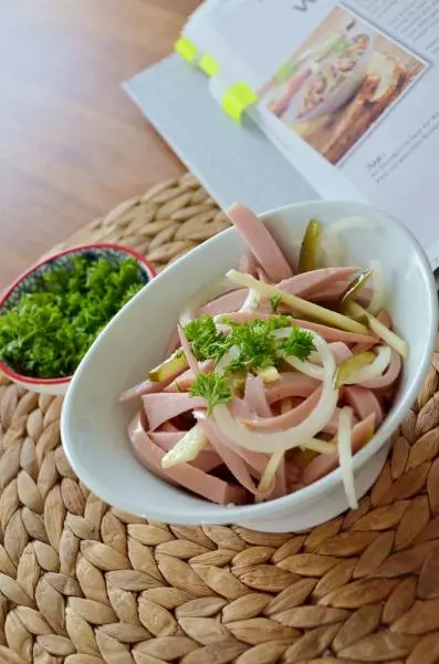 德式家常菜：香腸沙拉