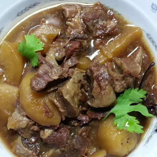 土豆燒牛肉