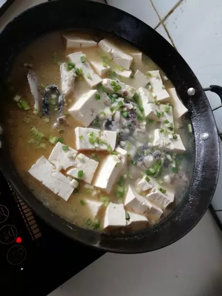 羅非魚豆腐湯