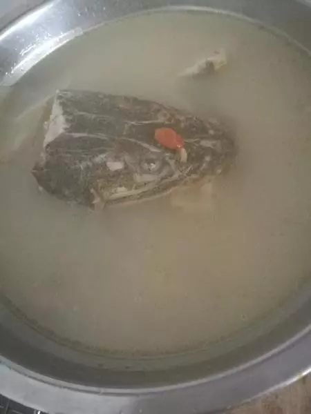 牛尾魚湯