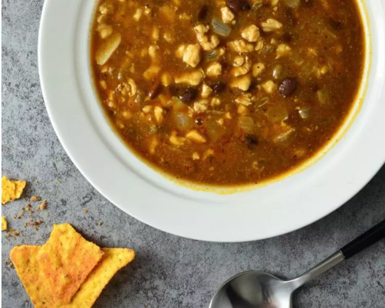 墨西哥黑豆湯（FRIJOLES SOUP)