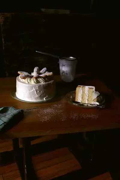 鮮奶油蛋糕（小山海綿）