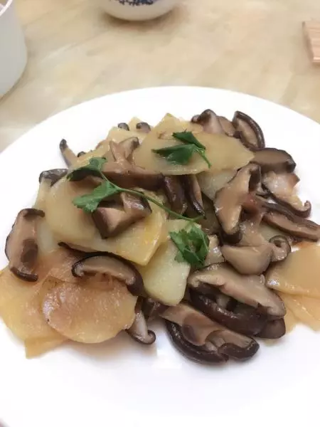 香菇土豆片