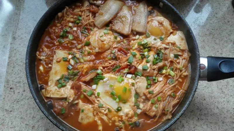 韓式泡菜嫩豆腐鍋