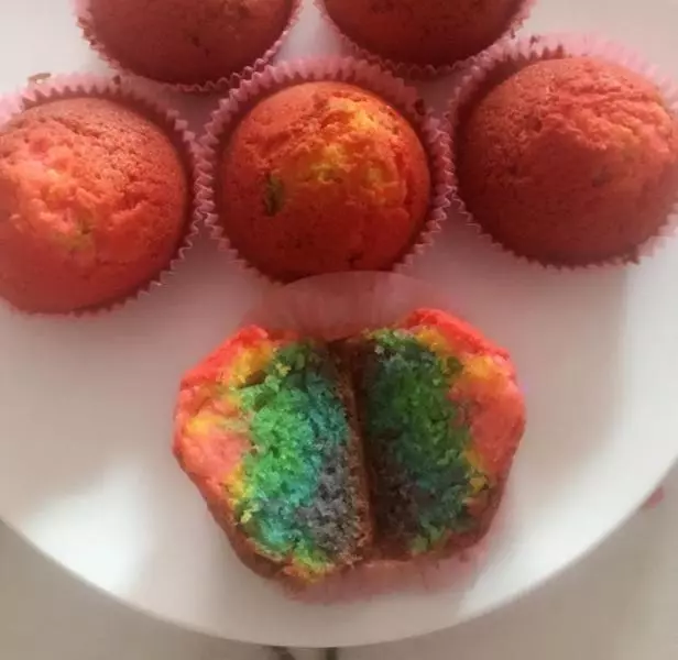 彩虹cupcake