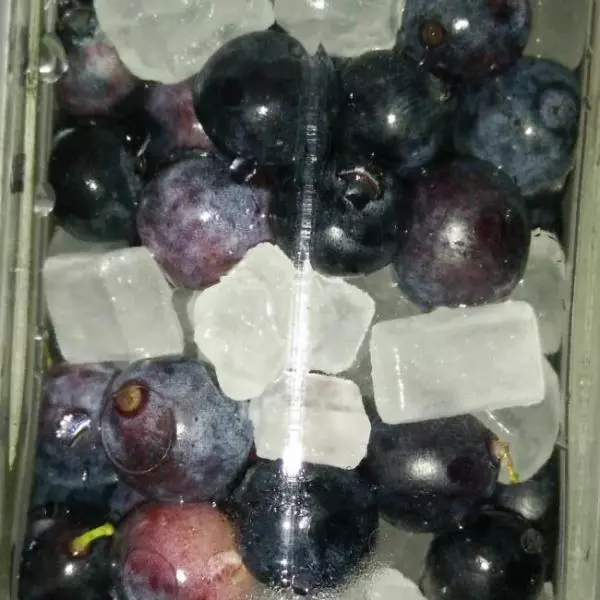 冰糖藍莓酒