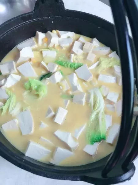 蛋黃豆腐湯