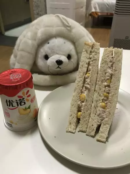金槍魚三明治+花生醬三明治